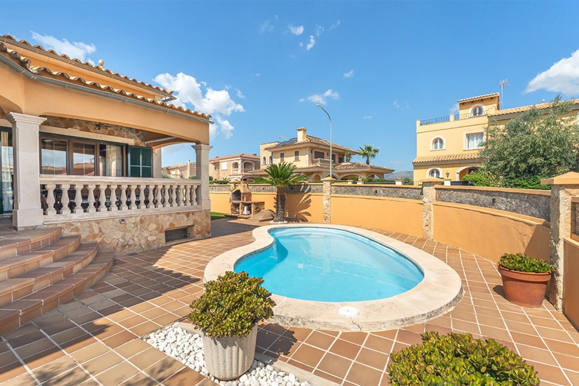 Resale - Villa - Palma de Mallorca - Marratxi