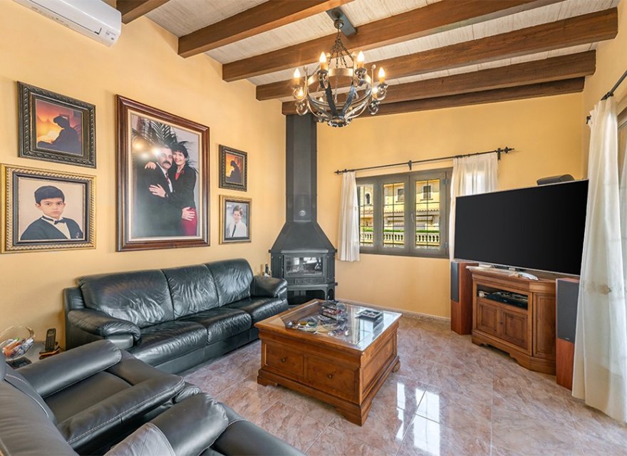 Resale - Villa - Palma de Mallorca - Marratxi