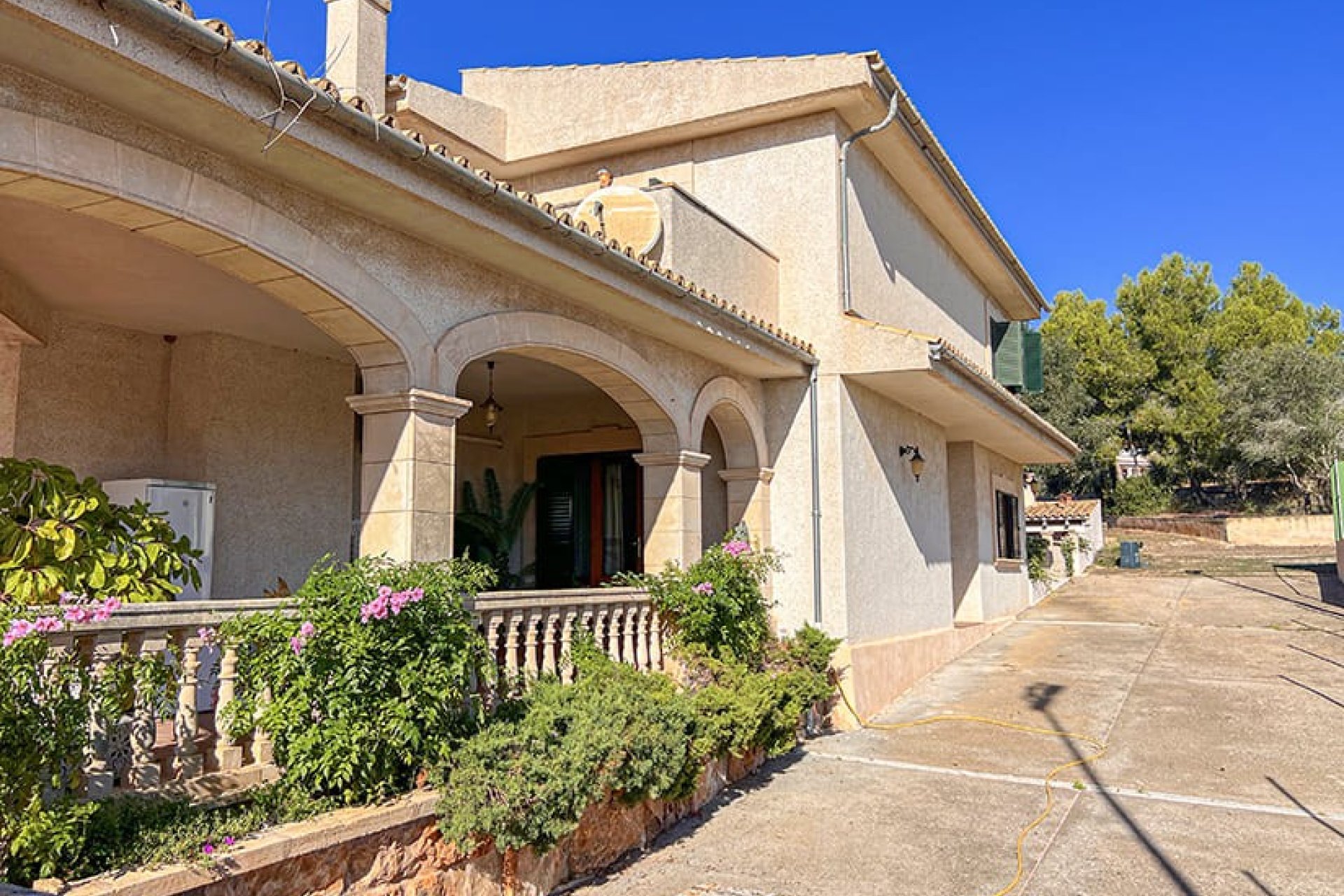 Resale - Villa - Palma de Mallorca - Portol