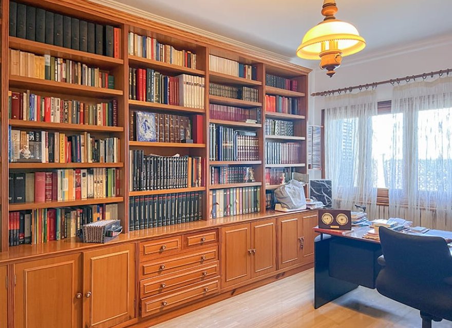 Resale - Villa - Palma de Mallorca - Portol