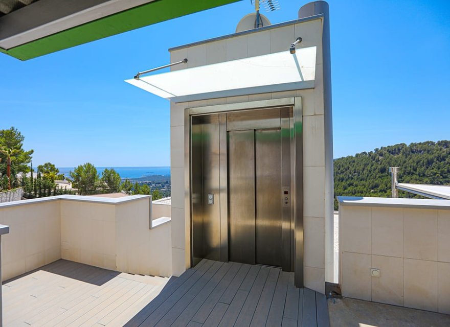 Resale - Villa - Palma de Mallorca - Son Vida