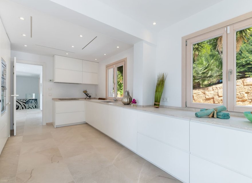 Resale - Villa - Palma de Mallorca - Son Vida