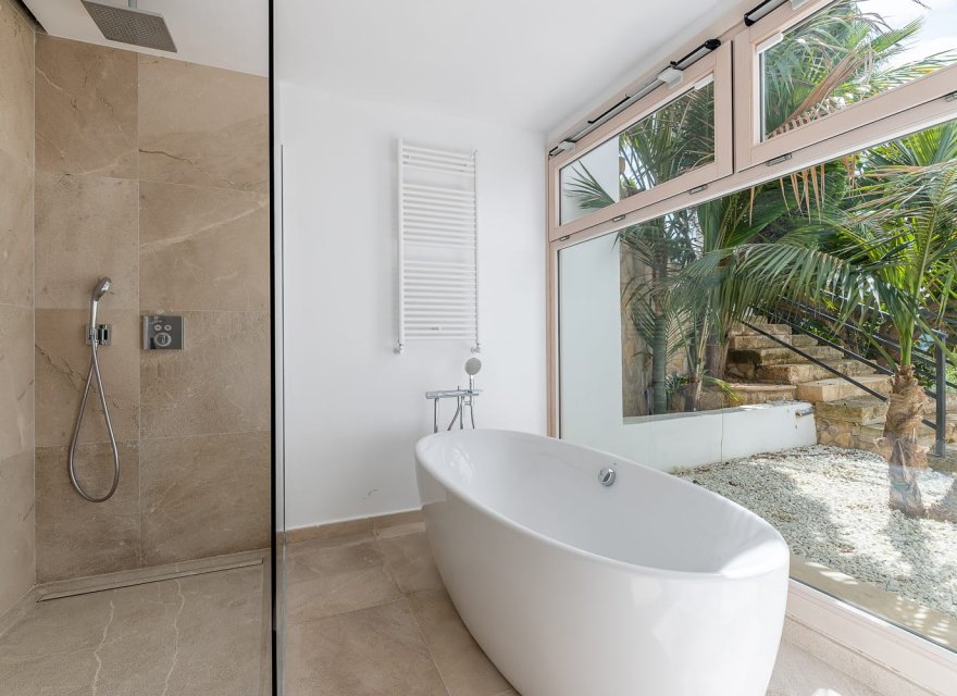 Resale - Villa - Palma de Mallorca - Son Vida