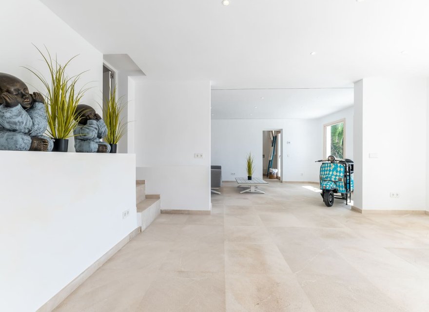 Resale - Villa - Palma de Mallorca - Son Vida