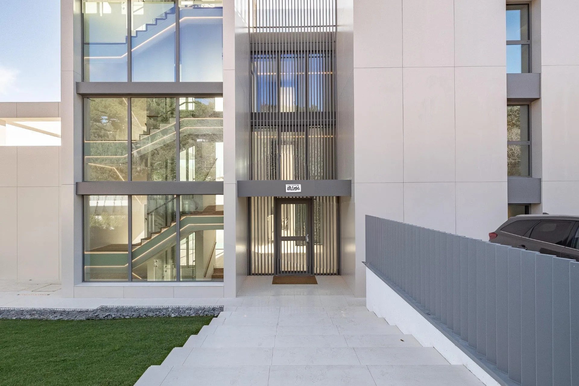 Resale - Villa - Pedralbes