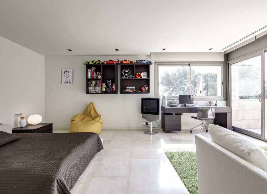 Resale - Villa - Pedralbes