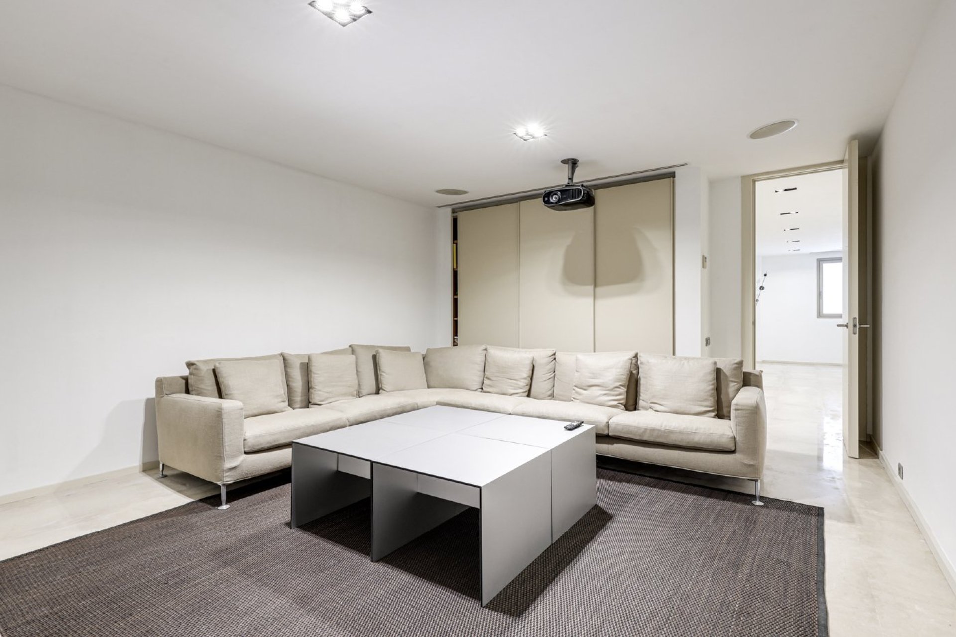 Resale - Villa - Pedralbes