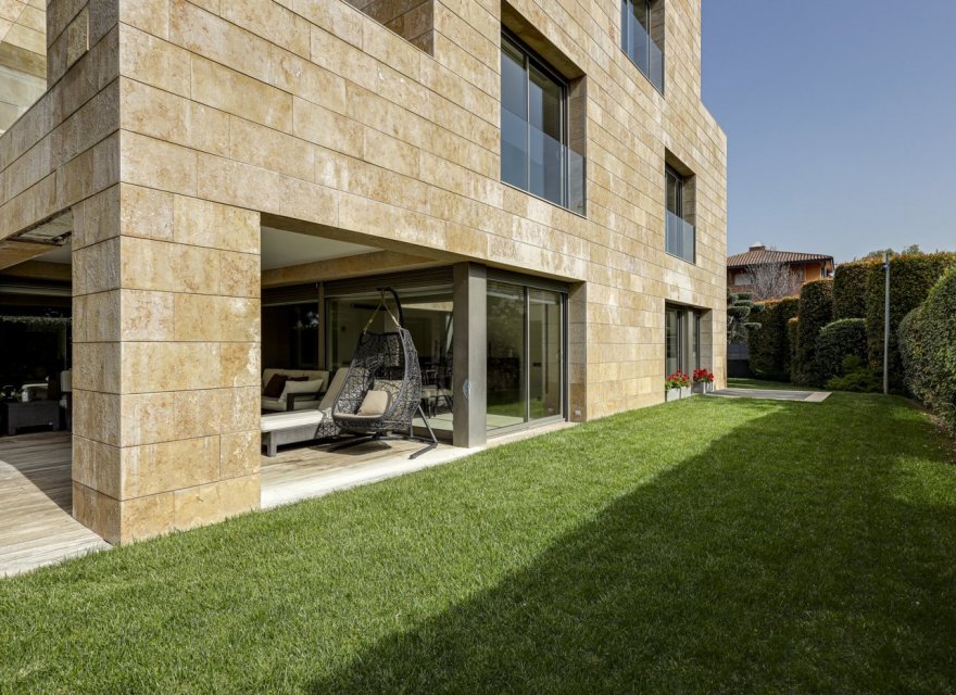 Resale - Villa - Pedralbes