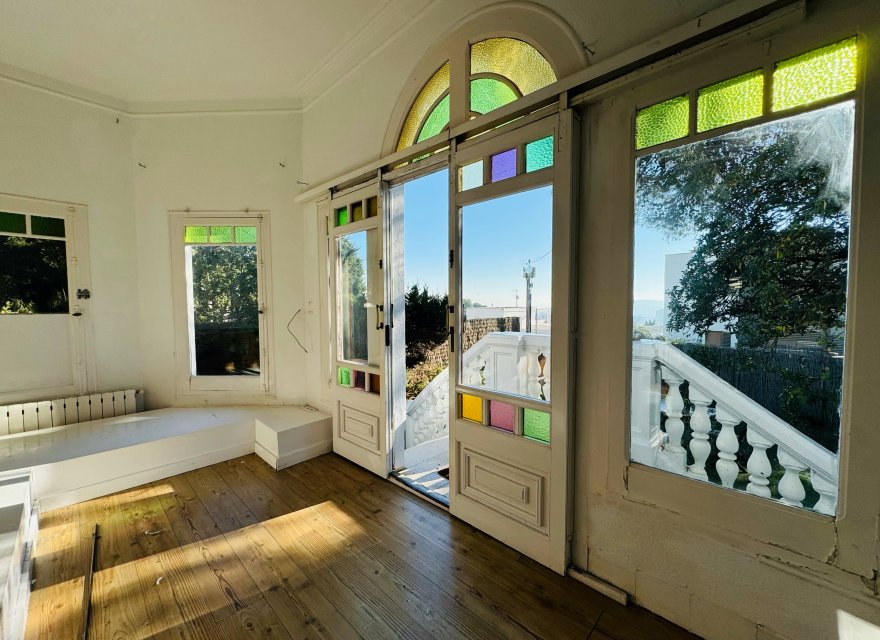 Resale - Villa - Pedralbes