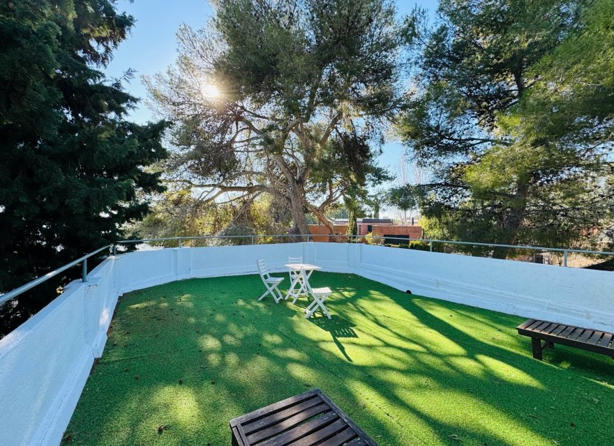Resale - Villa - Pedralbes