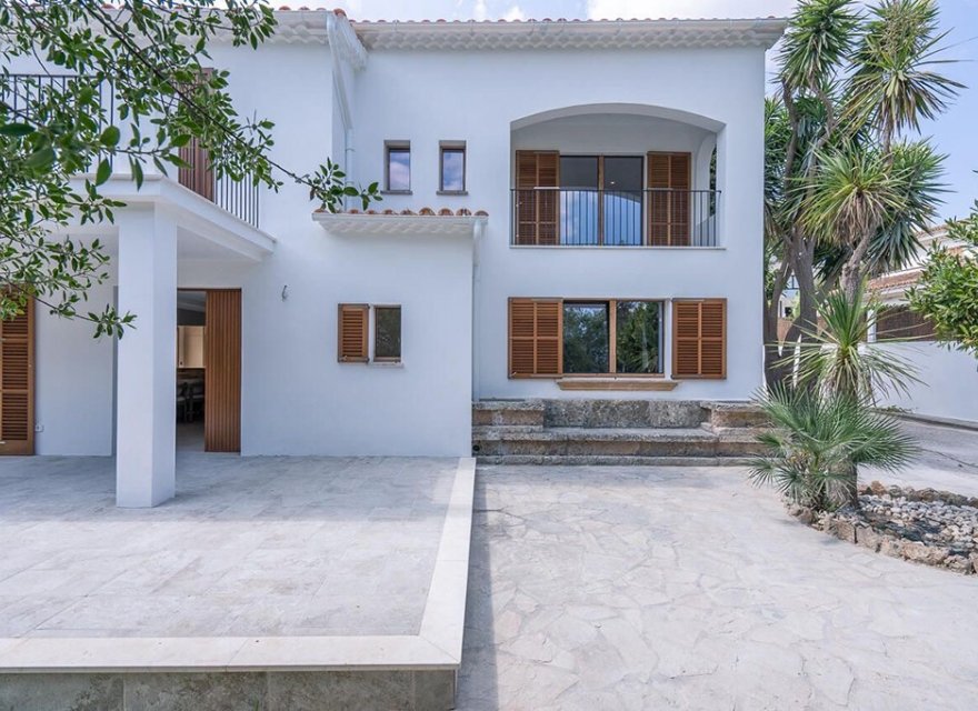 Resale - Villa - Pollenca