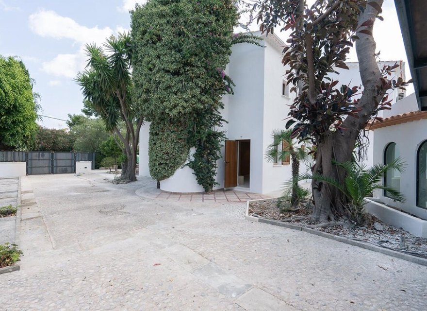 Resale - Villa - Pollenca