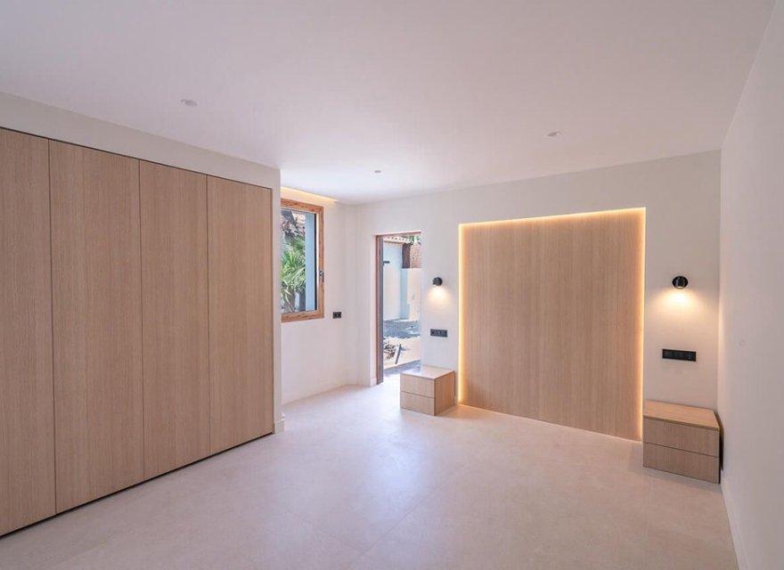 Resale - Villa - Pollenca