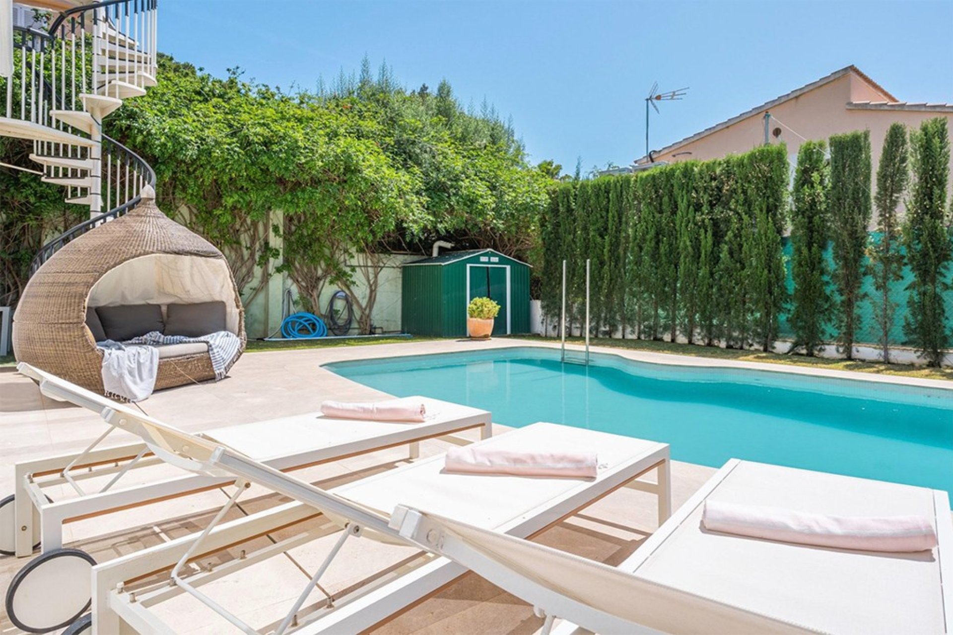 Resale - Villa - Portals Nous