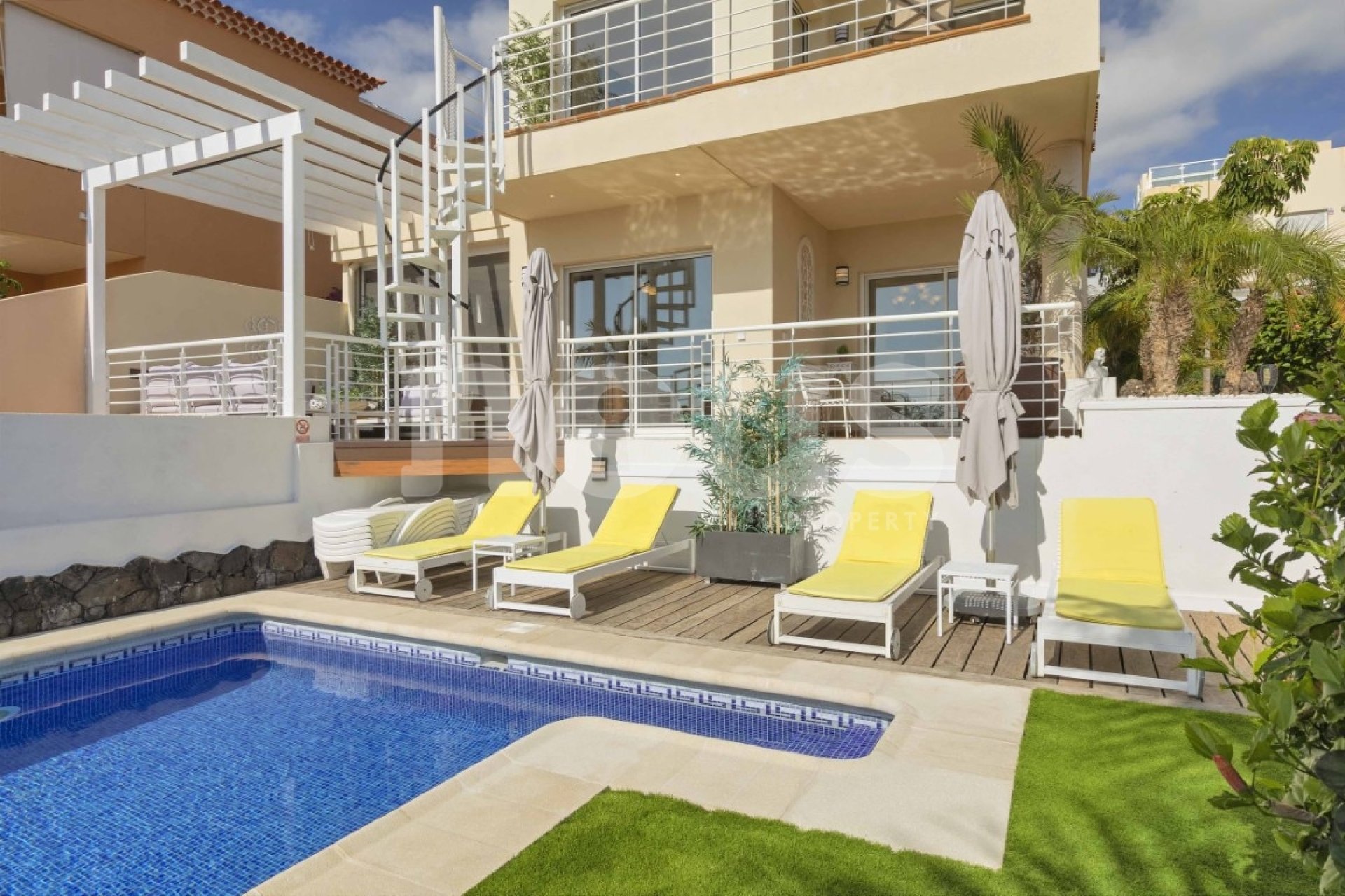 Resale - Villa - Puerto Santiago - Eurohouse