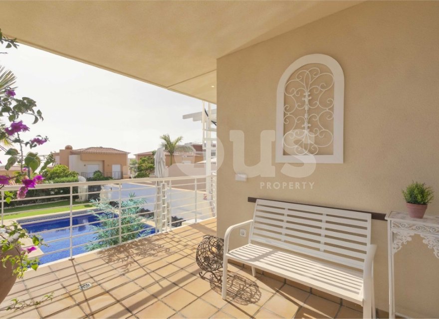 Resale - Villa - Puerto Santiago - Eurohouse