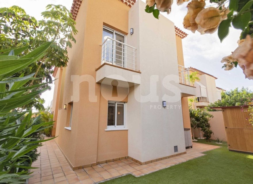 Resale - Villa - Puerto Santiago - Eurohouse