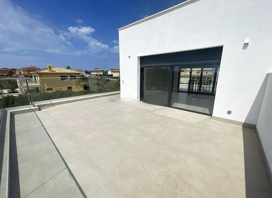 Resale - Villa - Puig de Ros