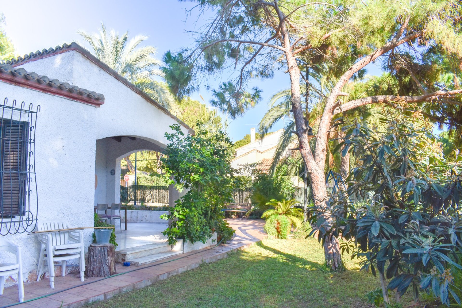 Resale - Villa - Punta Prima