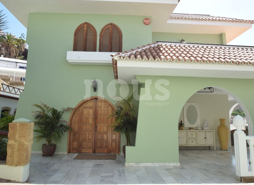 Resale - Villa - San Eugenio Alto