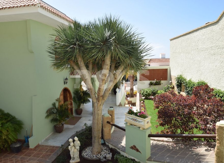 Resale - Villa - San Eugenio Alto