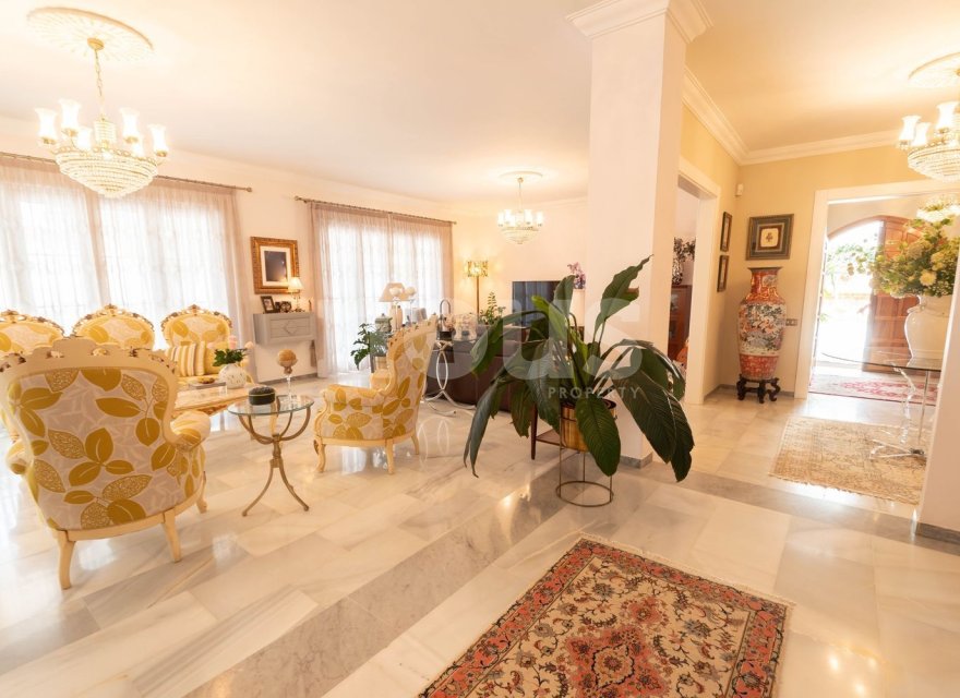 Resale - Villa - San Eugenio Alto