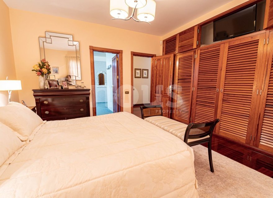 Resale - Villa - San Eugenio Alto