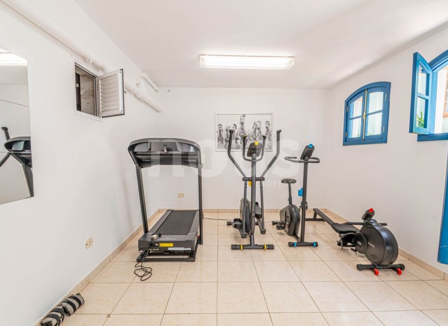 Resale - Villa - San Eugenio Alto