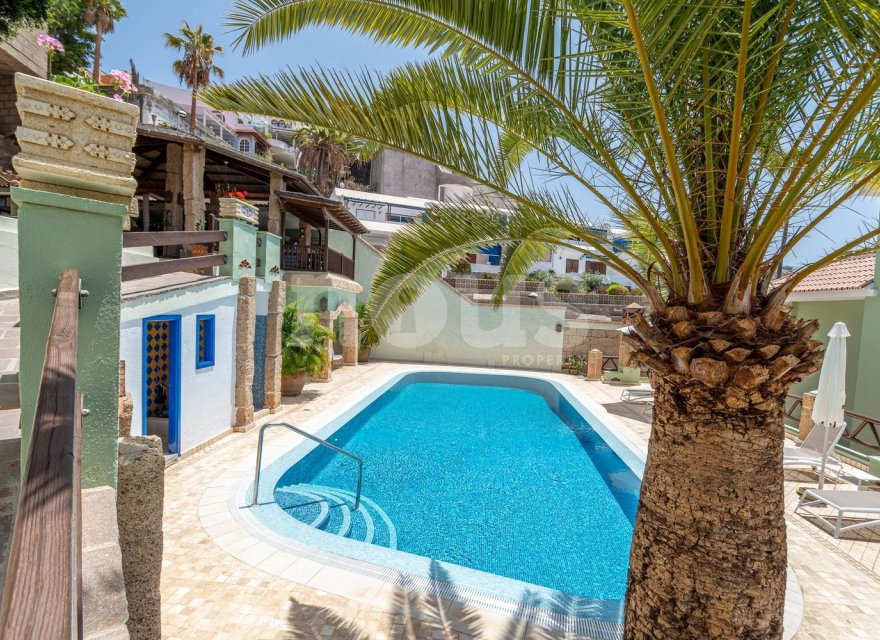 Resale - Villa - San Eugenio Alto