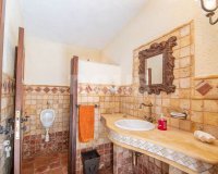 Resale - Villa - San Eugenio Alto