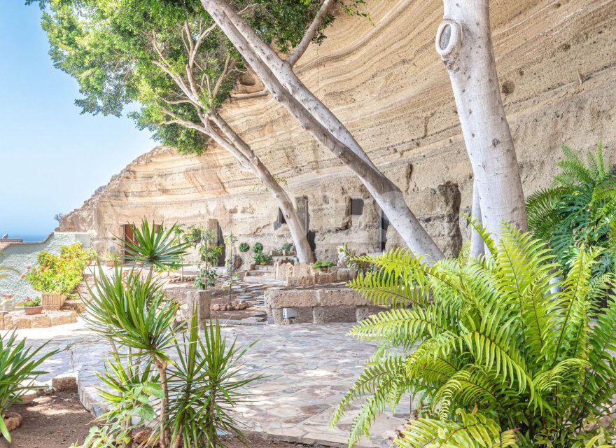 Resale - Villa - San Eugenio Alto