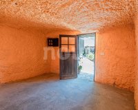 Resale - Villa - San Eugenio Alto