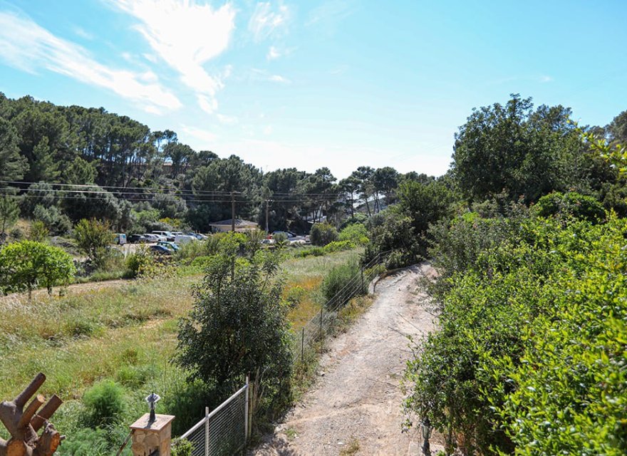 Resale - Villa - Sant Elm