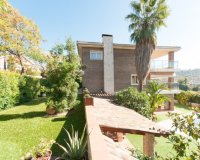 Resale - Villa - Sant Just Desvern