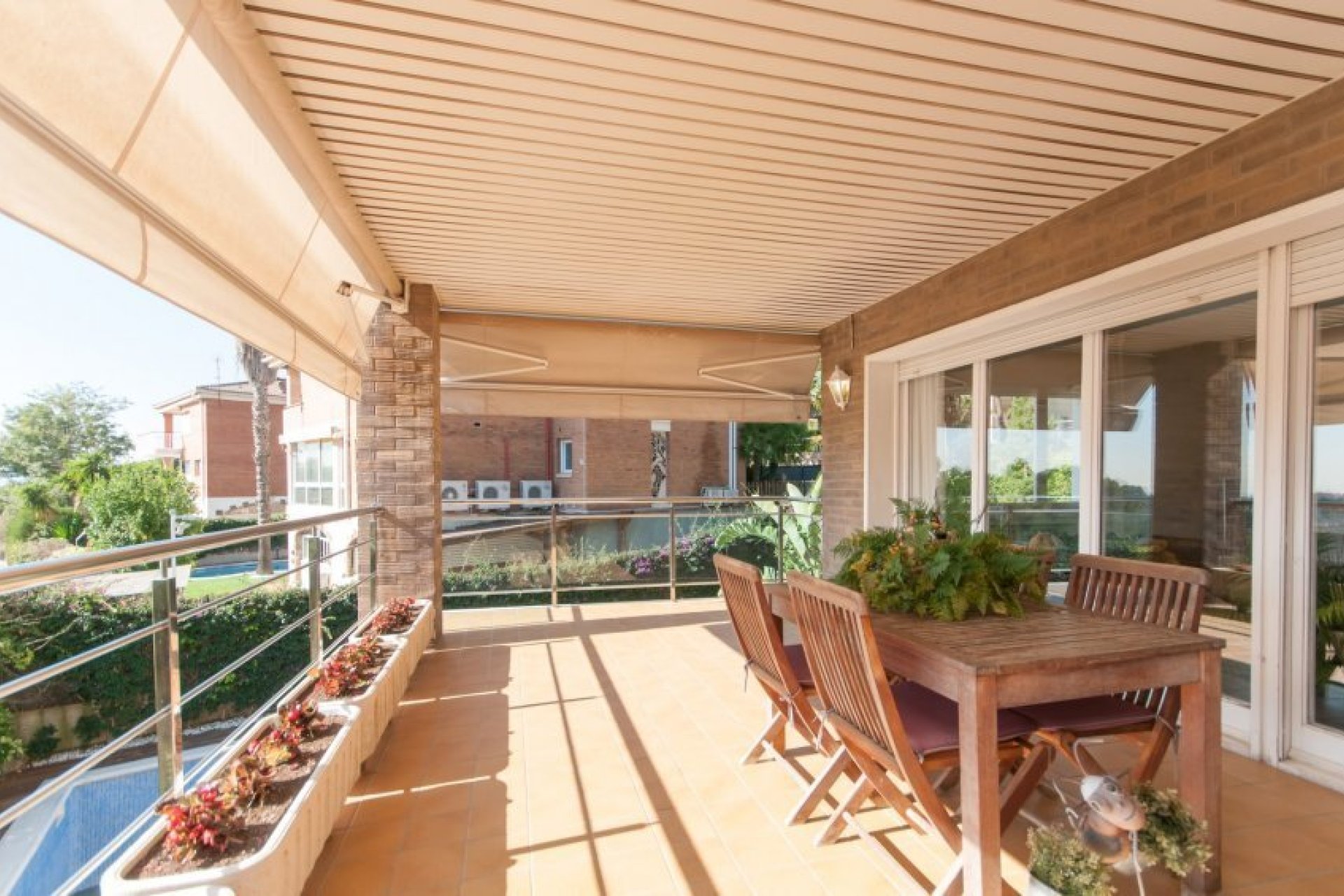 Resale - Villa - Sant Just Desvern