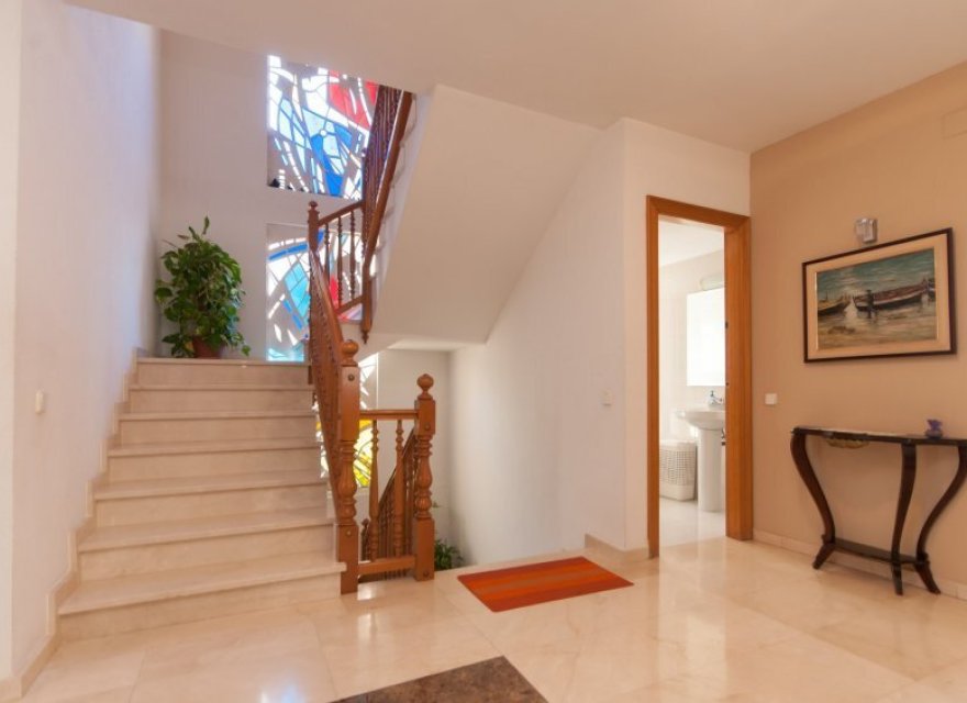 Resale - Villa - Sant Just Desvern