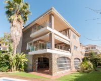 Resale - Villa - Sant Just Desvern