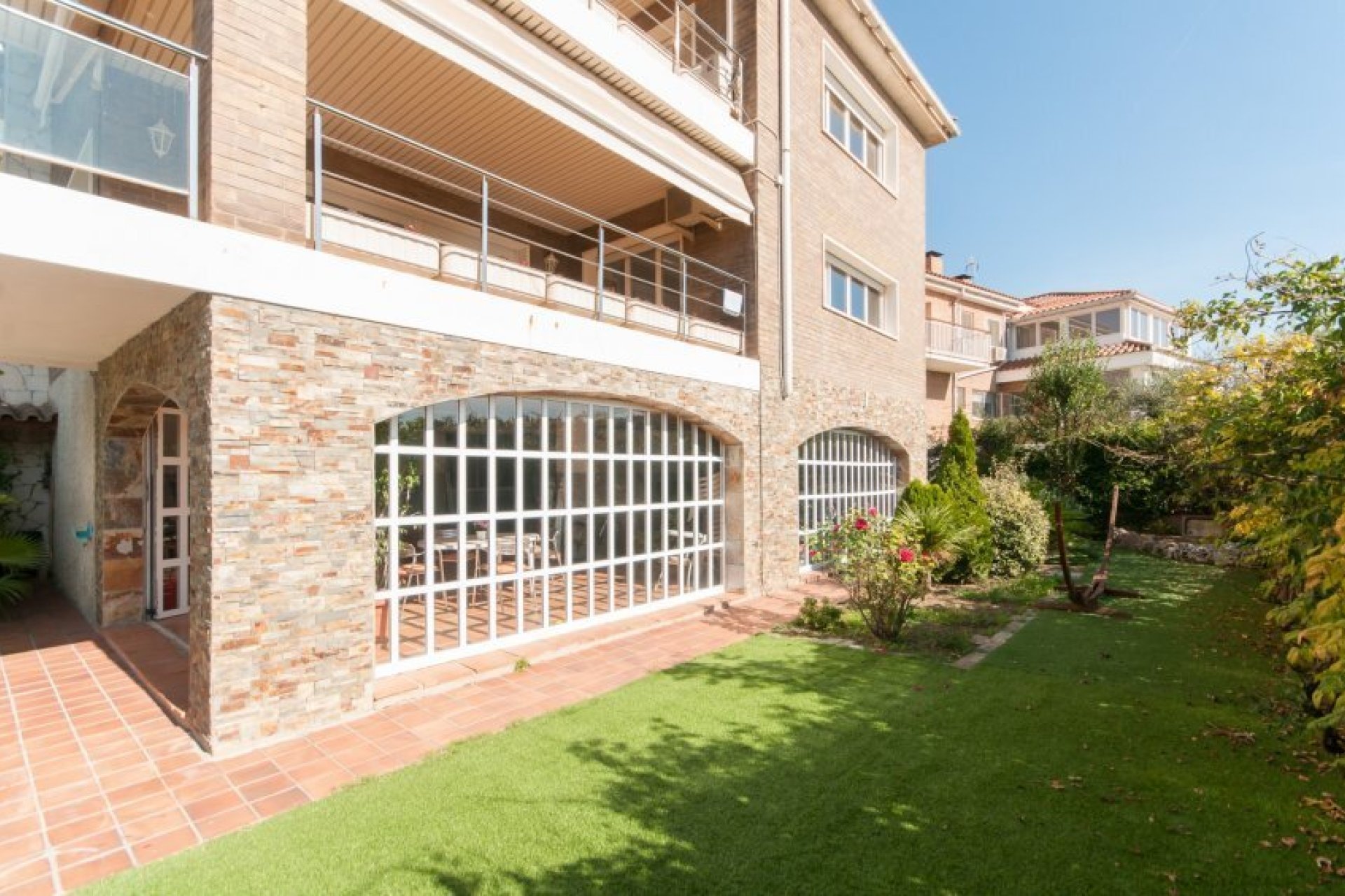 Resale - Villa - Sant Just Desvern