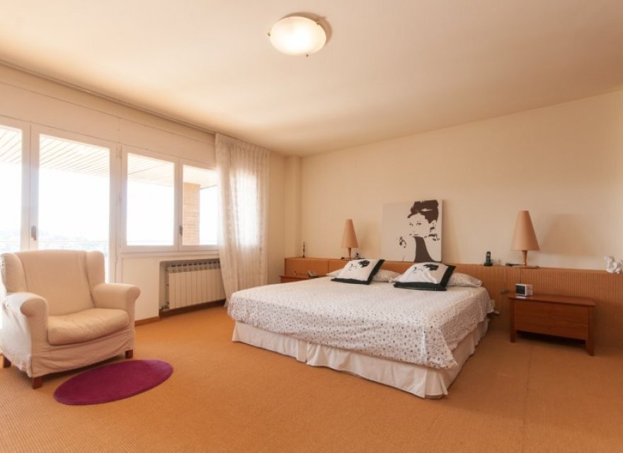 Resale - Villa - Sant Just Desvern