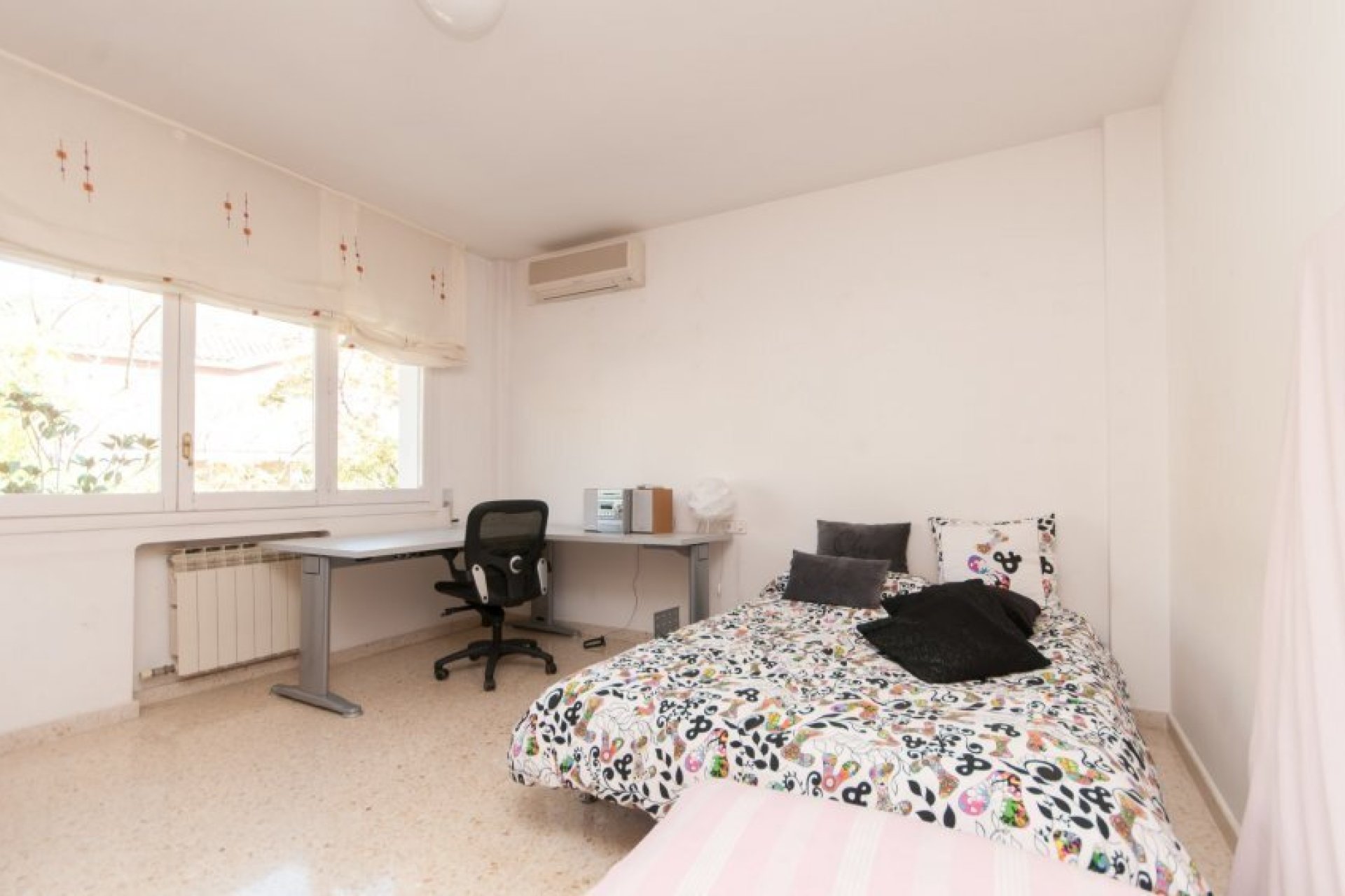 Resale - Villa - Sant Just Desvern