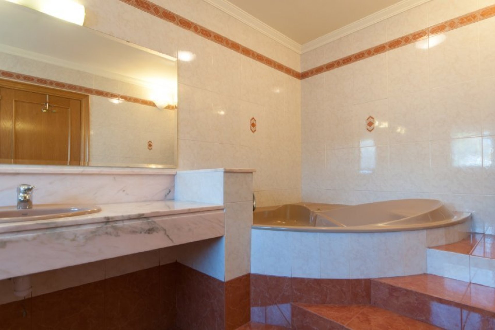 Resale - Villa - Sant Just Desvern