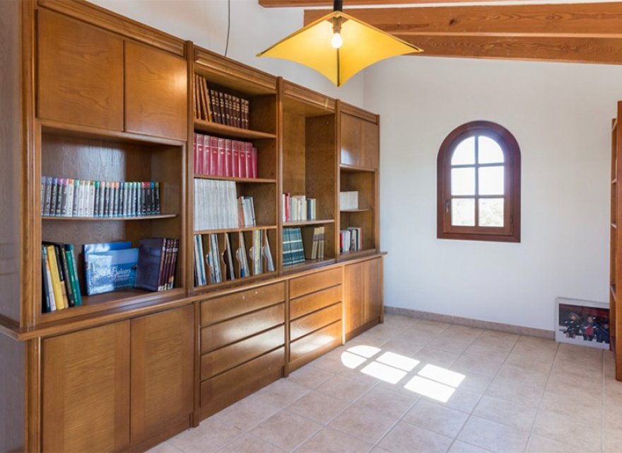 Resale - Villa - Santa María del Camí