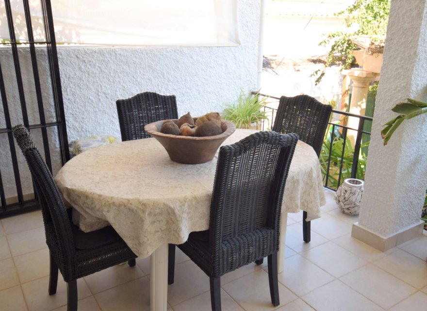 Resale - Villa - Santa Pola