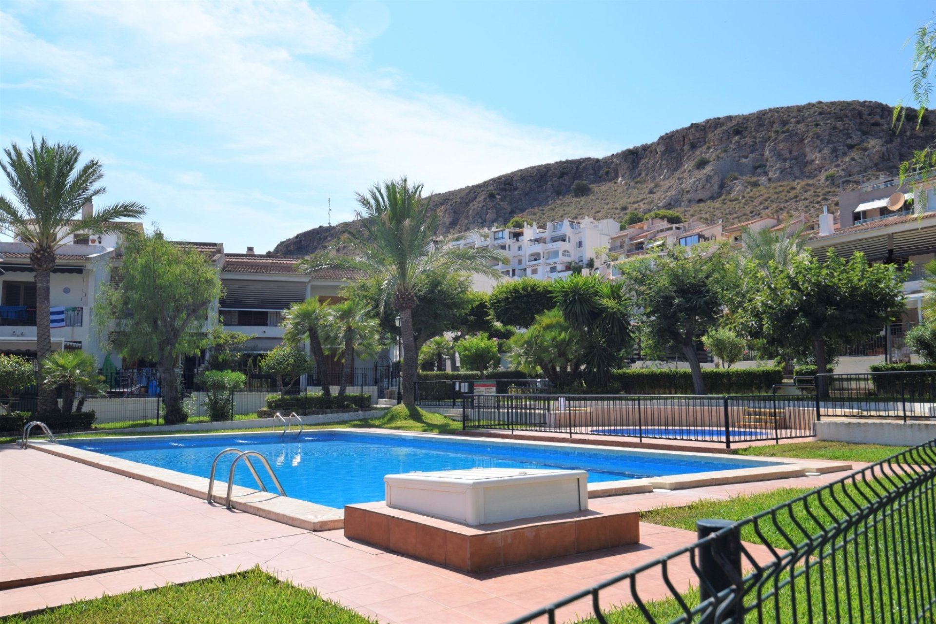 Resale - Villa - Santa Pola