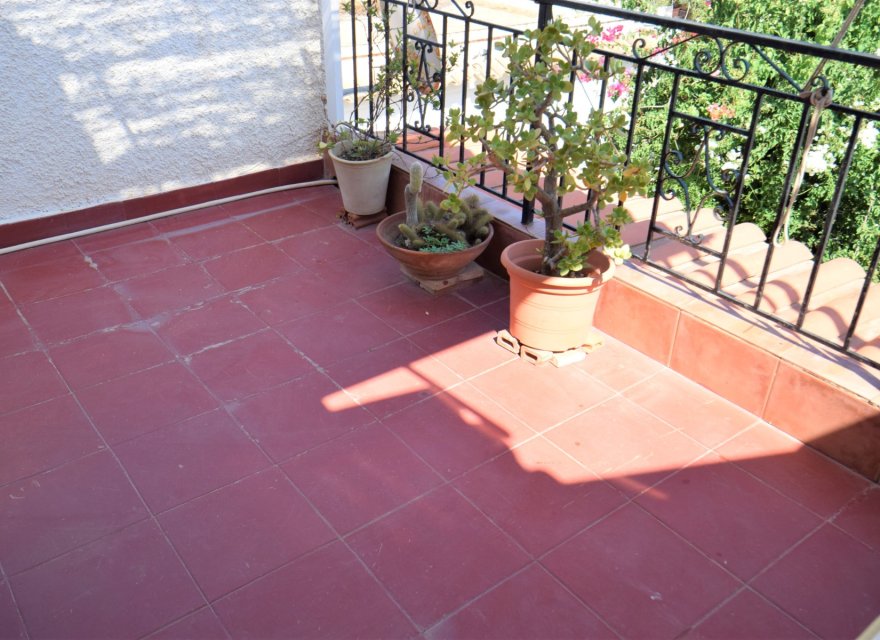 Resale - Villa - Santa Pola