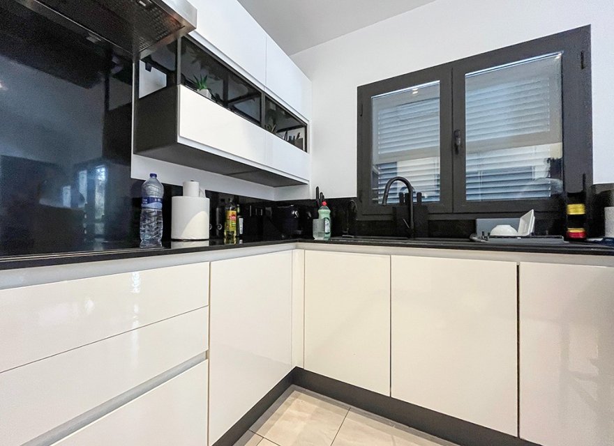 Resale - Villa - Santa Ponsa