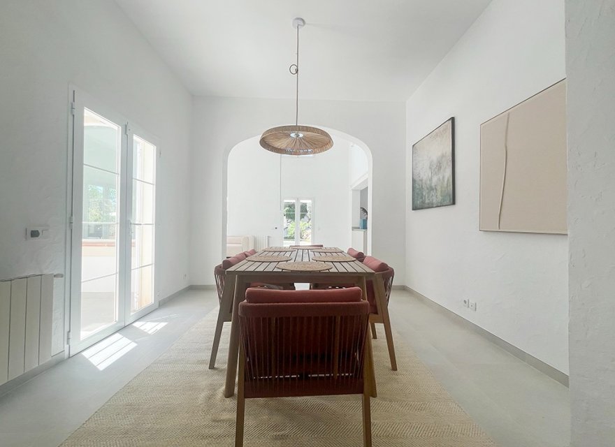 Resale - Villa - Santa Ponsa