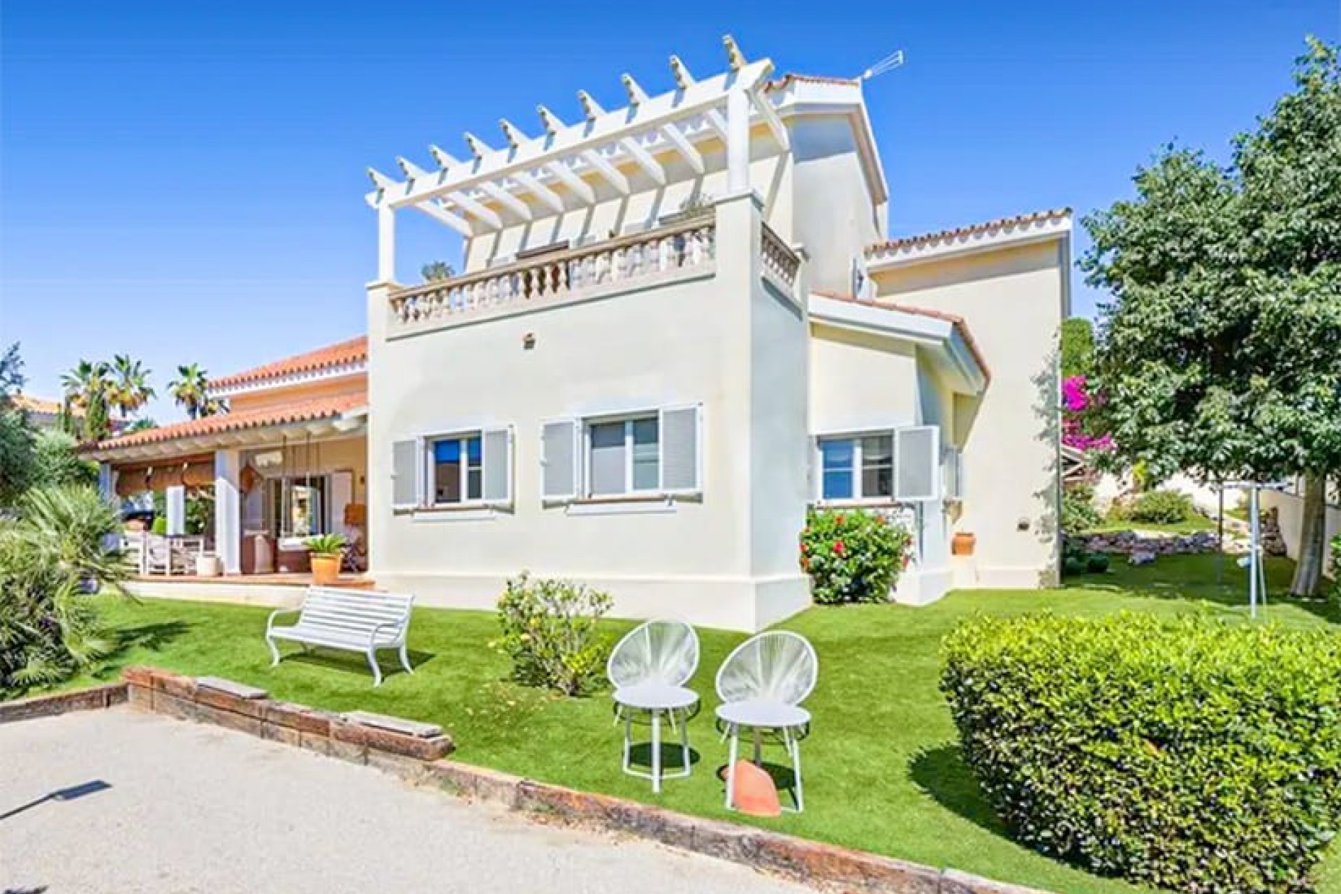 Resale - Villa - Santa Ponsa