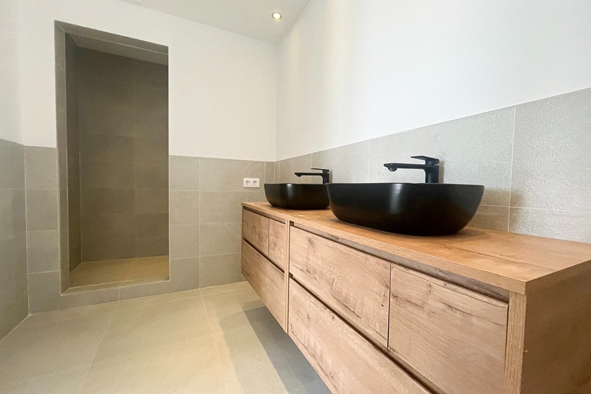 Resale - Villa - Santa Ponsa