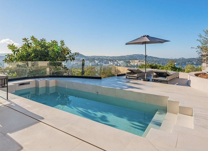 Resale - Villa - Santa Ponsa